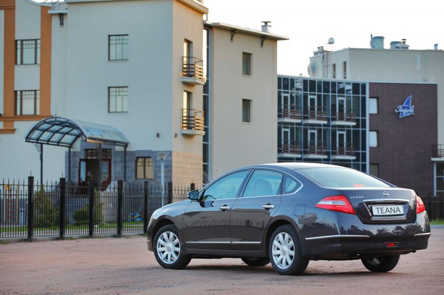 Nissan Teana 4x4 2010 года  (фото 45 из 70)